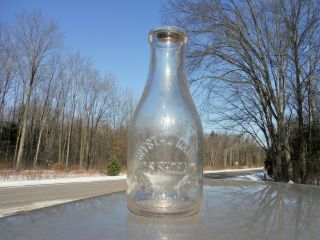 Vintage 1 Quart Crystal Dairy C.  S.  Shoen Crystal Michigan Milk Bottle Rare