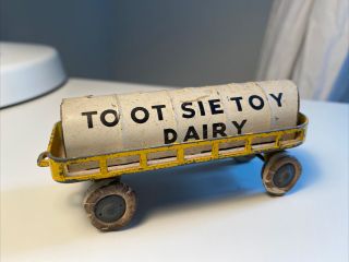 Vintage Tootsietoy Dairy Tanker Semi Trailer Yellow Metal Usa Diecast Wagon