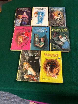 Set Of 8 Vintage Nancy Drew Books