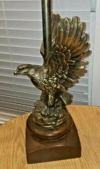 Vintage Brass Wooden American Eagle Patriotic Table Lamp 3