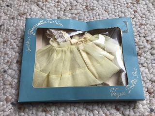 Vintage Vogue 8 " Ginnette Baby Doll In Package Yellow Outfit