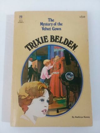 Trixie Belden 29 - The Mystery Of The Velvet Gown (oval Paperback)