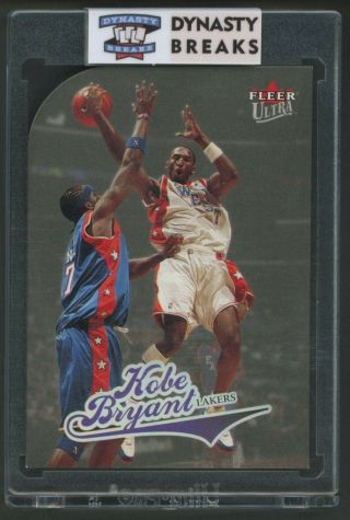 2004 - 05 Fleer Ultra Platinum Medallion Die - Cut 8 Kobe Bryant Lakers 31/100