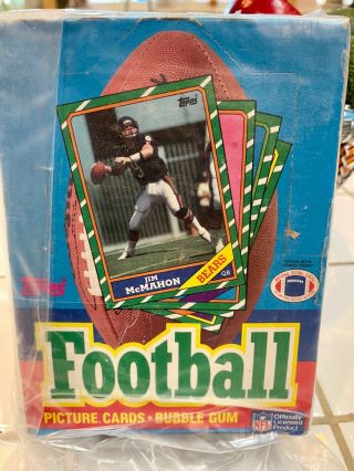 1986 Topps Football Wax Box 36 Factory Packs,  Box Is In Good Shape