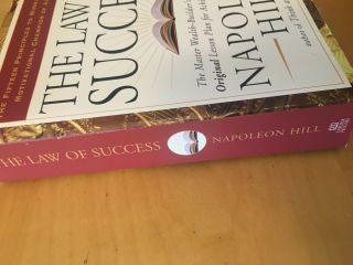 THE LAWS OF SUCCESS BY NAPOLEAN HILL,  PENGUIN,  LARGE SOFTCOVER 2