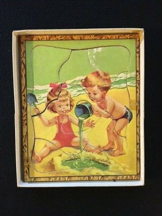 LITTLE GOLDEN BOOK,  LITTLE GOLDEN PICTURE PUZZLE - A DAY AT THE BEACH - COMPLETE 3