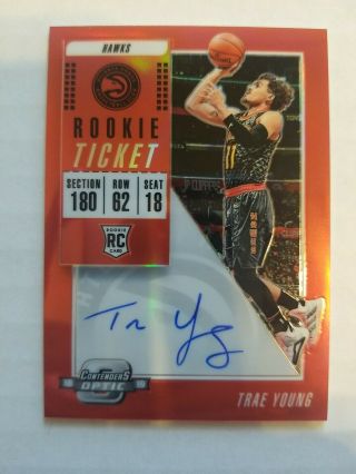 2018 - 19 Contenders Optic Red Rookie Ticket Trae Young On Card Auto 29/149 Read