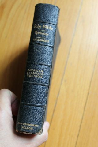 The Holy Bible 4,  000 Questions and Answers 1901 Thomas Nelson & Sons 3