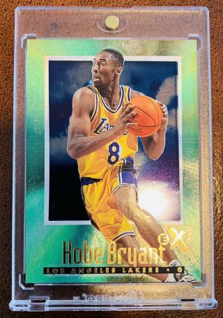 1996 - 97 Ex - 2000 Kobe Bryant Los Angeles Lakers 30