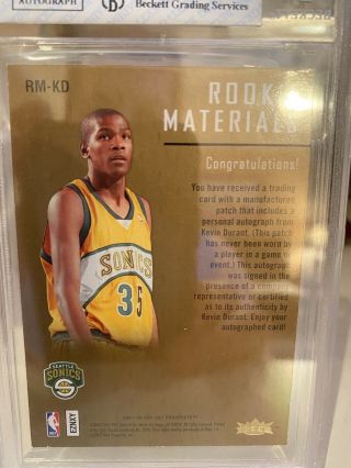 2007 - 08 Fleer Hot Prospects RM - KD Kevin Durant BGS 8/10 Rookie RC.  Letter JSY R 6