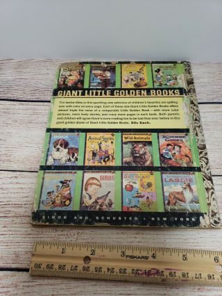 Vintage Children ' s Book A Day at the Zoo 1950 Little Golden Book by M.  Conger 3