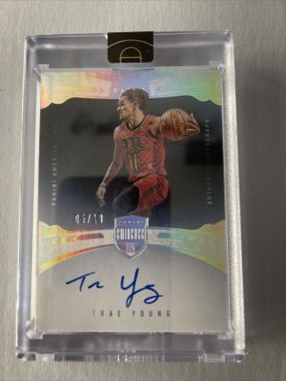 2019 - 20 Panini Eminence Trae Young On Card Auto Encased 5/10