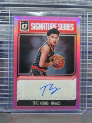 2018 - 19 Donruss Optic Trae Young Signature Series Pink Rookie Auto 20/25 K12