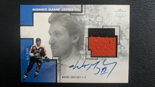 Wayne Gretzky 2000 - 01 Upper Deck Pros & Prospects Game Jersey Auto Signed Patch