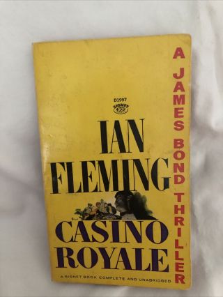 Ian Fleming Casino Royale James Bond Signet Paperback (b10)