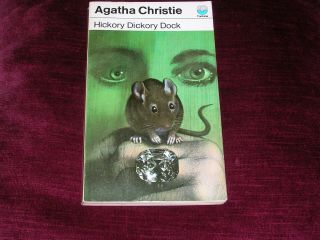 Agatha Christie Hickory Dickory Dock Fontana Books Fifth Imp 1972