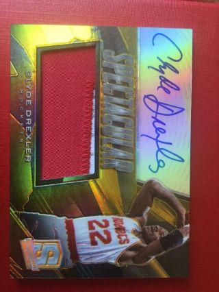 14 - 15 Panini Spectra Clyde Drexler Spectacular Gold Prime Patch Auto /10 Rockets