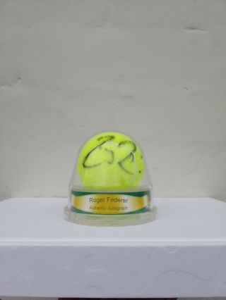 Ace Authentic Roger Federer Auto Tennis Ball Rare Memorabilia