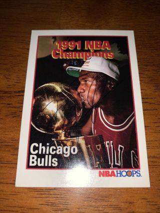 Michael Jordan Hand Signed Autographed Chicago Bulls Basketball Card W/
