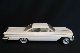 Vintage Dealer Promo Model Car - 1960 Pontiac Bonneville Amt Corp.