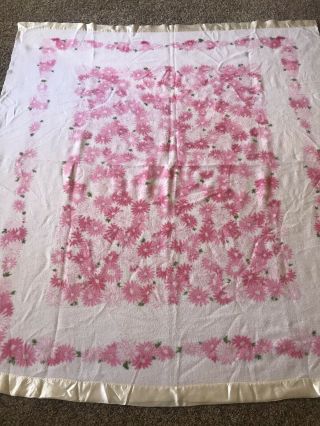 Vintage Acrylic Blanket Satin Nylon Trim Binding Floral White Pink Floral 73x80