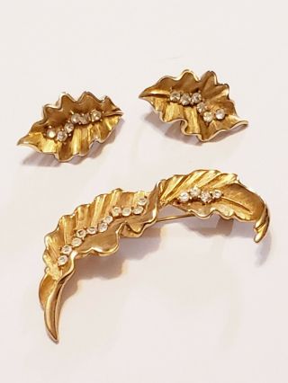 Vintage Trifari Goldtone Rhinestone Accent Leaf Brooch And Clip - On Earring Set