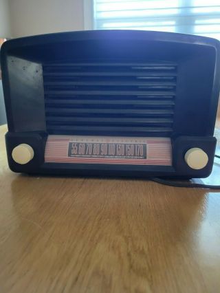 Vintage 1948 General Electric Ge Model 114,  Am Tube Radio - Turns On,  Hums Only