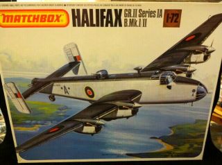 Halifax Gr.  Ii Series 1a Matchbox Model 1/72 Wwii Aircraft Vintage Kit Complete