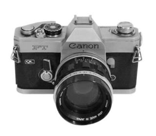 Vintage Canon Ft Ql 35mm Slr Film Camera With 50 Mm Lens Kit