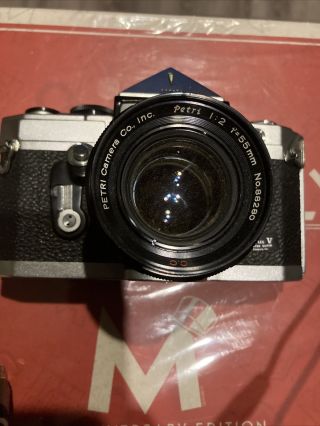 Vintage Petri Flex V Camera W/ Petri 1:2 F=55mm 88280 Lens
