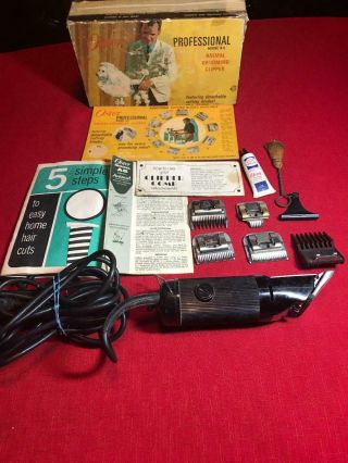 Vintage Oster Professional Model A5 Animal Grooming Clipper And Blades