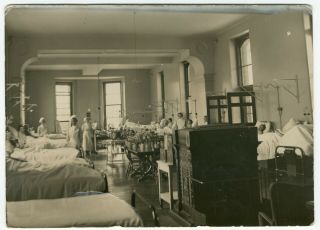 Old Photo Hospital Female Ward Nurses Patients Antique Cast Iron Heater