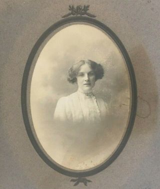 Antique Cabinet Card Portrait Photo Young Woman Lady Whitfield Studio
