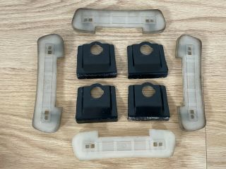 Yakima Q39 Clips For Q Towers (set Of 4 With Q Tower Pads),  Discontinued,  Rare