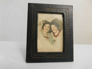 Antique Hand Tinted Framed Standing Photo Of 2 Women In Heart 3 1.  2 X 4 1/2