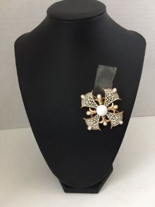 Vintage Crown Trifari White Enamel Maltese Cross Brooch Gold Tone Rare