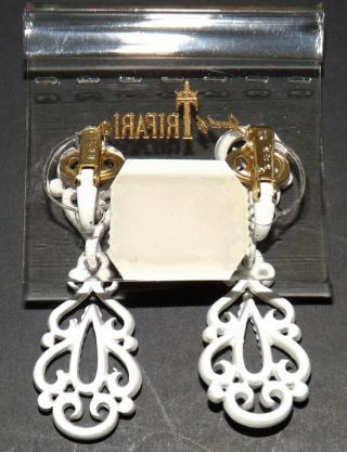 Crown Trifari White Enamel Clip On Dangle Earrings NOS on Card Vintage RARE 3