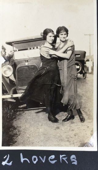 Vtg 1920’s Photo Flapper High School Girls Affectionate Lovers Lesbian Interest