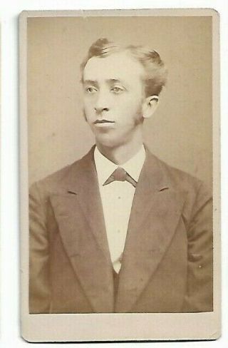 Vintage Cdv - Unknown Man By Chas.  D.  Holmes Photographer Worcester,  Ma (251)