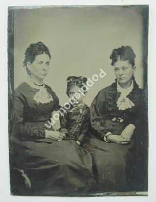 2 1/2 " By 3 1/2 " Antique Tintype Photo 2 Women,  Young Girl Well Dressed D1
