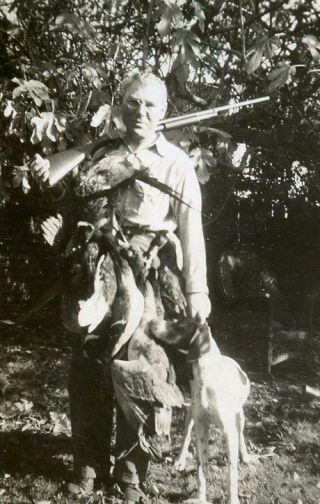 306 Vtg Photo Man Hunter W/ Rifle Gun,  Bird Hunting Dog,  Fowl Duck Kill C 1942