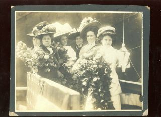 B&w Photo Ca 1908? 7 3/8x9 1/4 Note Large Hats