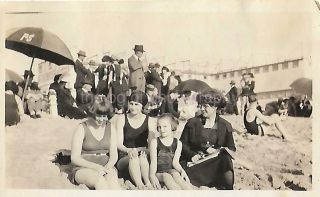 Found Antique Photo Bw A Day At The Beach Snapshot Vintage 14 18 L