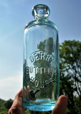 Derry Bottling House Pennsylvania Hutchinson Soda Bottle Derry,  Pa.  Rare