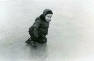 Ya303 Vintage Photo Little Boy Ice Skating Fall C 1930s