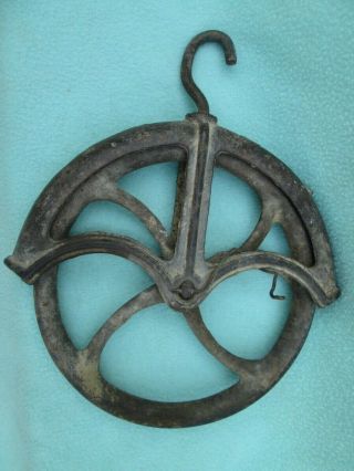 Vintage/antique Cast Iron Pulley With Hook,  Aprox.  9 In.  Dia. ,  Rare Old Barn?