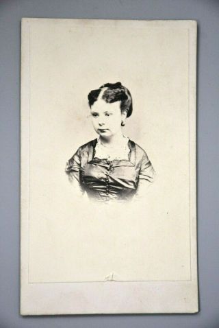 Early Photography Cdv,  Studio Portrait Of Young Woman,  T Cooper Of Brixton