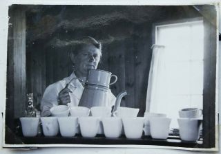 Vintage Photo: Coffee Is Poured For All The Craftsmen In The Company 1930 Fo.  272