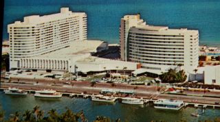 Vintage Postcard,  Miami Beach,  Fl,  Aerial View Of Fontainebleau Hotel & Freeway