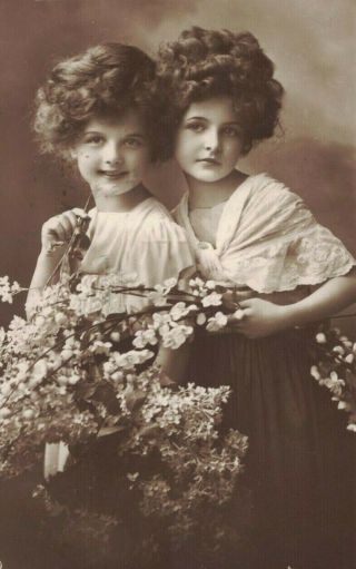 Vtg Real Photo Pc Two Young Girls Sisters Holding Bouquet Of Flowers Eas 1915